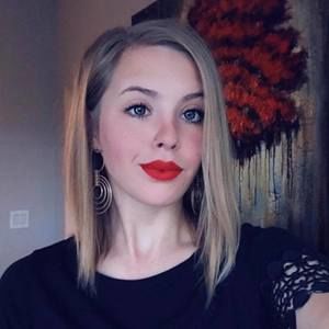 Meet your Posher, Analeigh